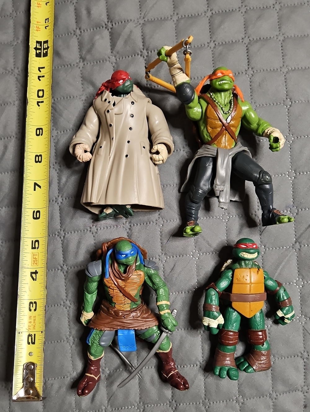 Teenage Mutant Ninja Turtles Action Figure Bundle - Green & Orange